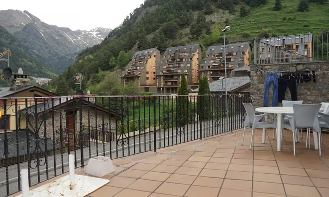 Недвижимость 7-bedroom chalet in Arinsal: 6