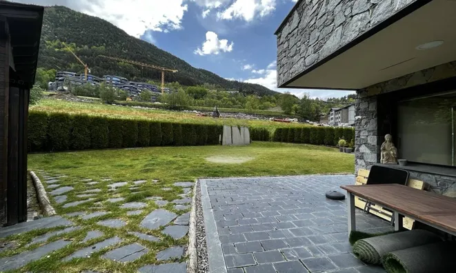 Недвижимость Chalet in Ordino: 2