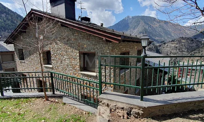 Недвижимость Magnificent chalet on Carretera d’Engolasters Escaldes-Engordany: 3