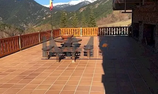 Недвижимость Exclusive villa located in a prime area: 3