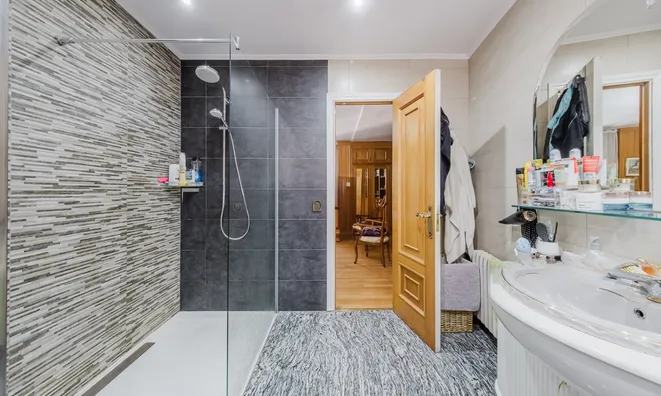 Недвижимость Chalet for sale in Andorra la Vella with 6 bedrooms: 18