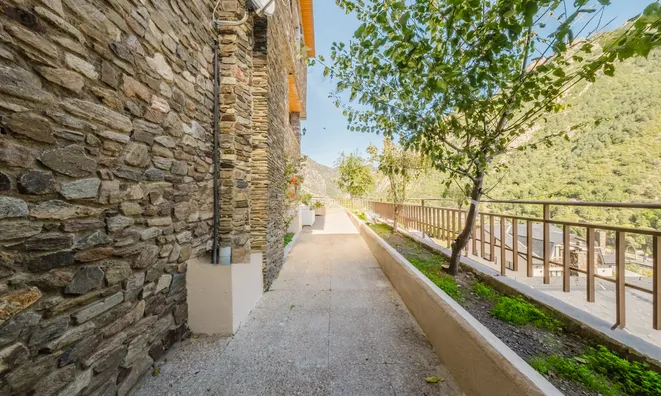 Недвижимость Chalet for sale in Andorra la Vella with 6 bedrooms: 36