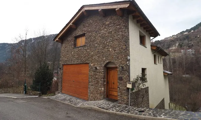Недвижимость Detached chalet in Anyos with land: 3