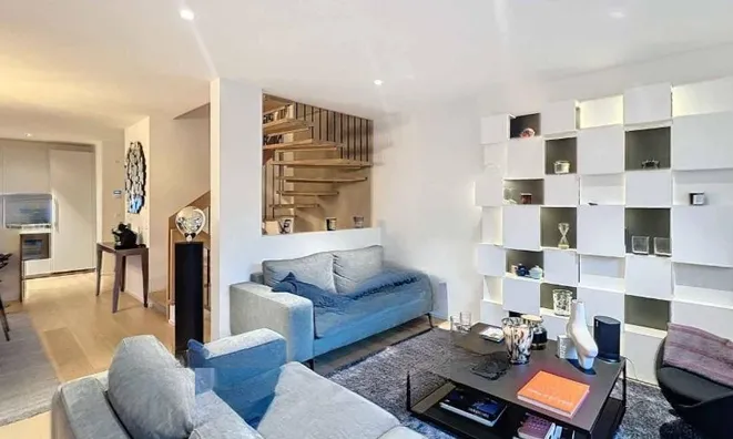 Недвижимость Row house 5 rooms: 4