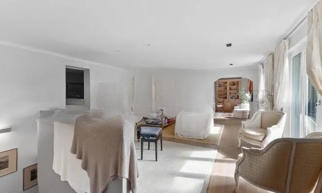 Недвижимость Single house 9 rooms: 3