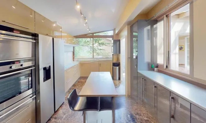 Недвижимость Single house 9 rooms: 3