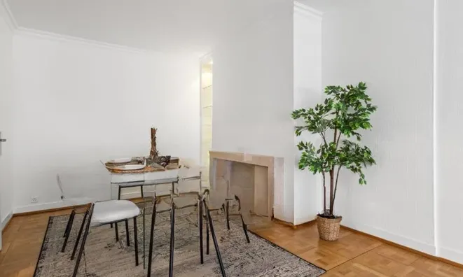 Недвижимость Apartment 4 rooms: 6