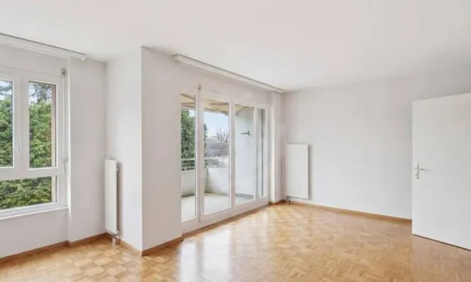 Недвижимость Apartment 3 rooms: 2