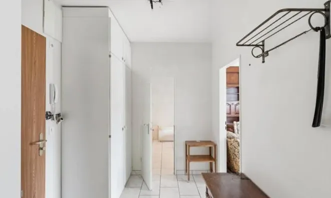 Недвижимость Apartment 3 rooms: 8