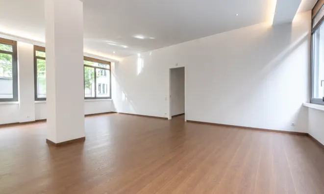 Недвижимость Apartment 6 rooms: 2