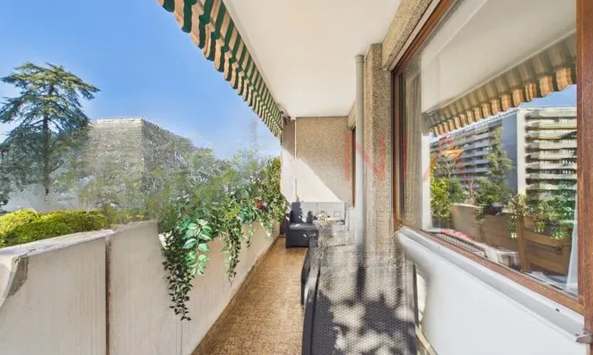 Недвижимость Apartment 6 rooms: 3