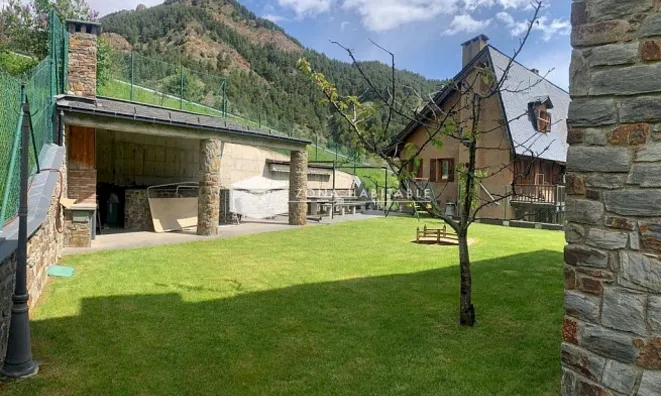 Недвижимость Chalet for sale in Pal: 2