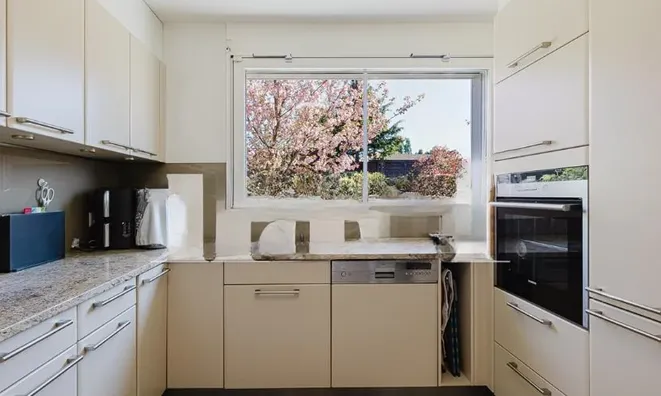 Недвижимость Bifamiliar house 6 rooms: 4