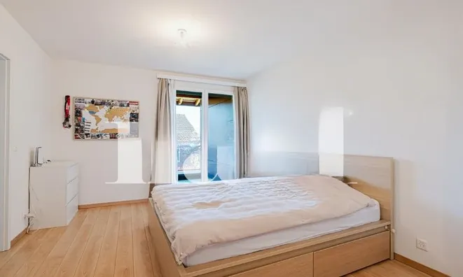 Недвижимость Bifamiliar house 6 rooms: 7