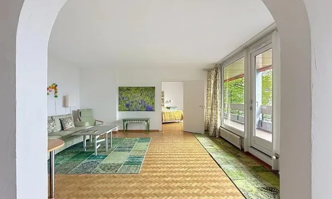 Недвижимость Apartment 4 rooms: 3