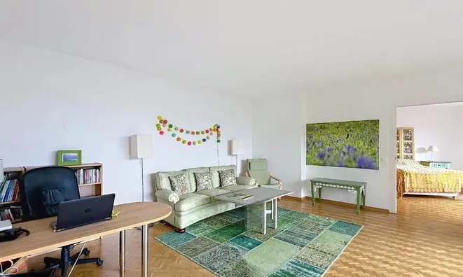 Недвижимость Apartment 4 rooms: 4
