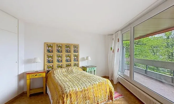 Недвижимость Apartment 4 rooms: 5