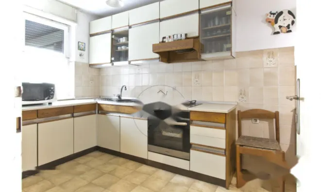 Недвижимость Дом с террасой Новая Любляна Бежиград: 1