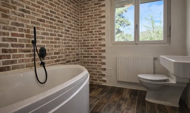 Недвижимость Single house 7 rooms: 10