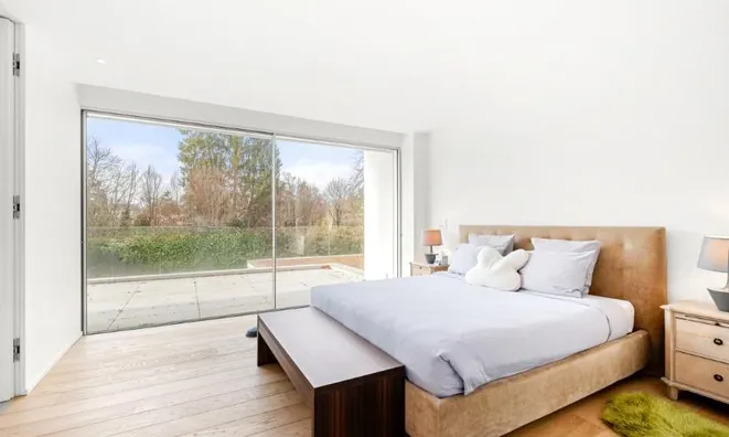 Недвижимость Single house 10 rooms: 6
