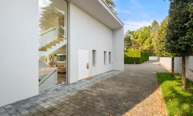 Недвижимость Single house 10 rooms: 11