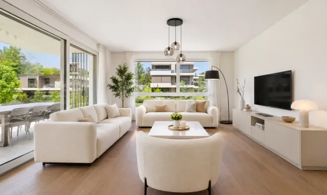 Недвижимость Apartment 5 rooms: 4