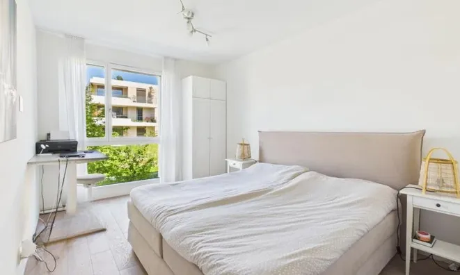 Недвижимость Apartment 5 rooms: 8
