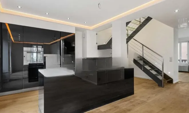 Недвижимость Duplex 5 rooms: 1
