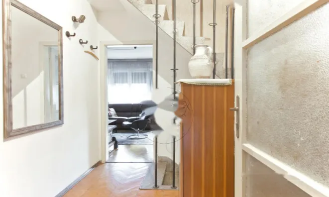 Недвижимость Дом с террасой Новая Любляна Бежиград: 9