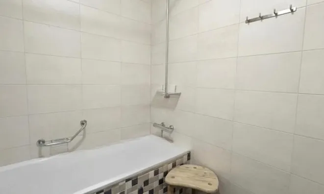 Недвижимость Apartment 4 rooms: 7