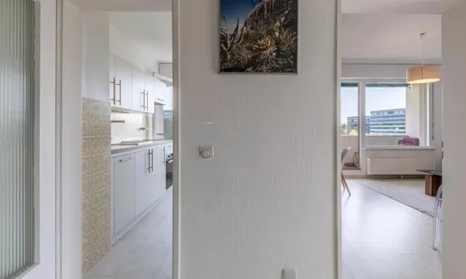 Недвижимость Apartment 3 rooms: 5
