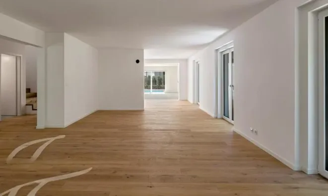 Недвижимость Single house 7 rooms: 7