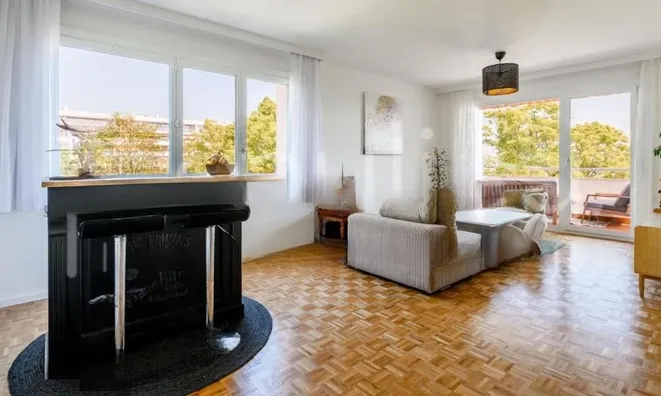 Недвижимость Apartment 5 rooms: 3