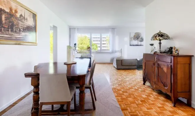 Недвижимость Apartment 5 rooms: 4