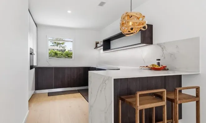 Недвижимость Single house 6 rooms: 4