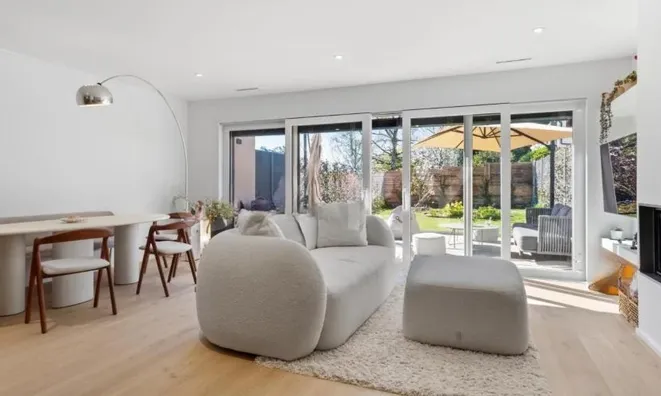 Недвижимость Single house 6 rooms: 7