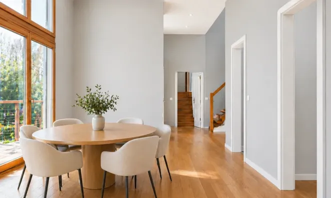 Недвижимость Single house 8 rooms: 6