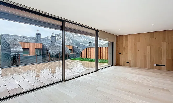 Недвижимость Townhouse for sale in L'Aldosa de la Massana, 4 bedrooms: 2