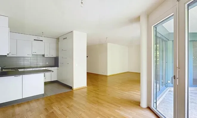 Недвижимость Apartment 5 rooms: 2