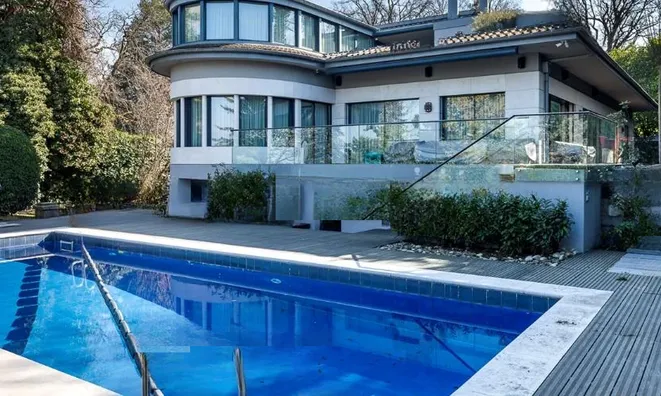 Недвижимость Villa 12 rooms: 1