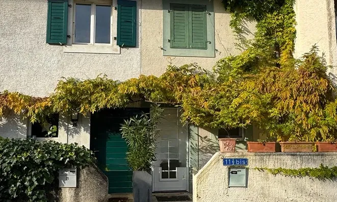 Недвижимость Bifamiliar house 6 rooms: 1