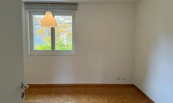 Недвижимость Bifamiliar house 6 rooms: 8