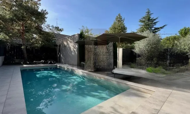 Недвижимость Single house 6 rooms: 1