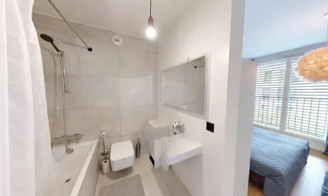 Недвижимость Apartment 4 rooms: 5