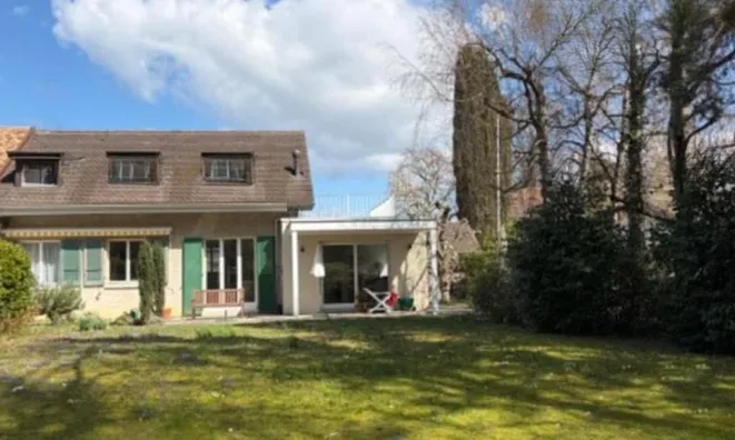 Недвижимость Bifamiliar house 5 rooms: 2