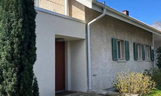 Недвижимость Bifamiliar house 5 rooms: 3