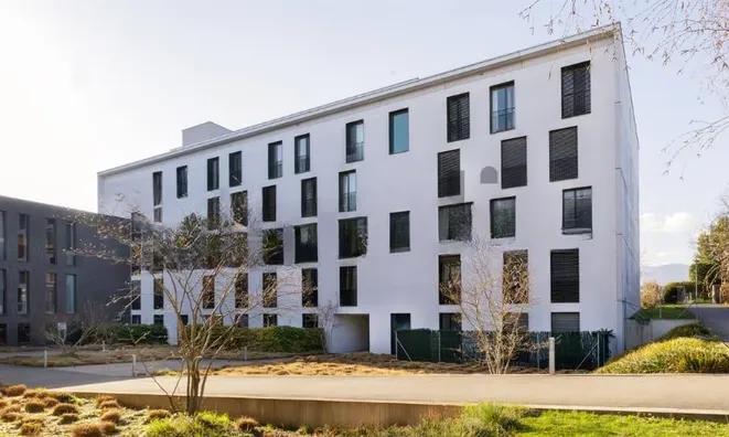 Недвижимость Apartment 4 rooms: 1