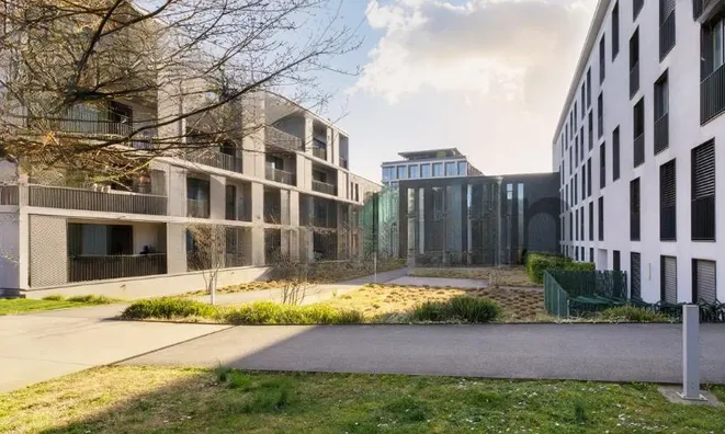 Недвижимость Apartment 4 rooms: 2