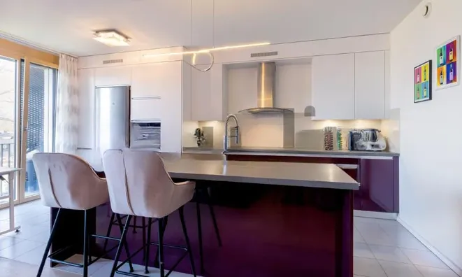 Недвижимость Apartment 4 rooms: 6