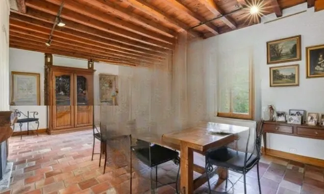 Недвижимость Single house 10 rooms: 4
